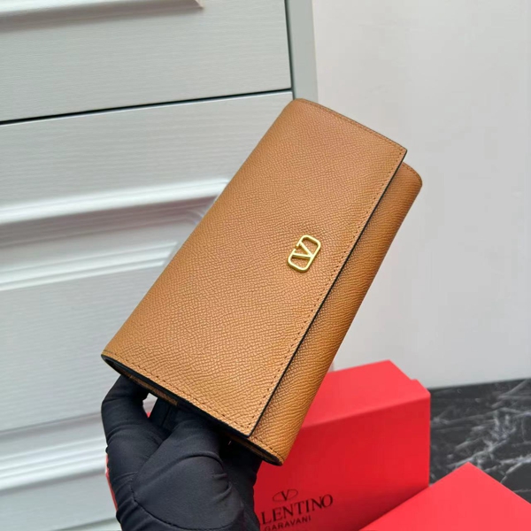 超激安ブランド財布偽物背面デザイン